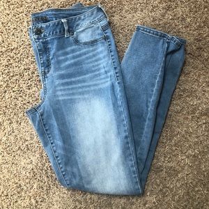 Maurices light jeggings